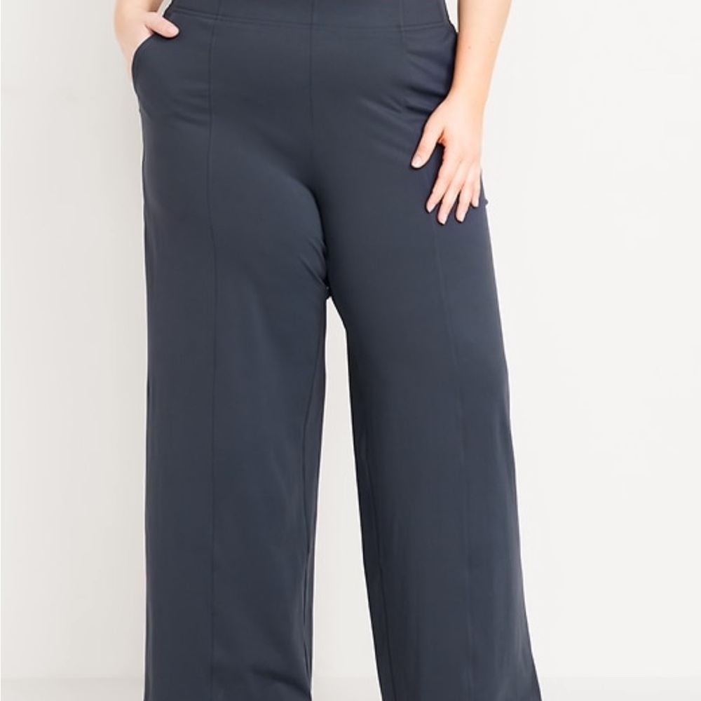 Women's Wide-Leg Gray Pants